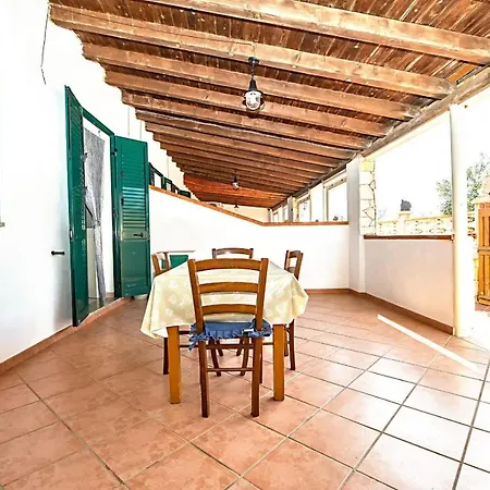 Pomelia -