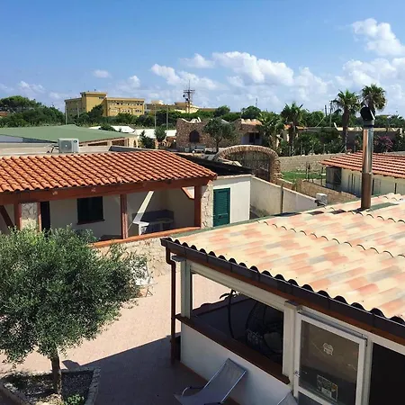 Pomelia -